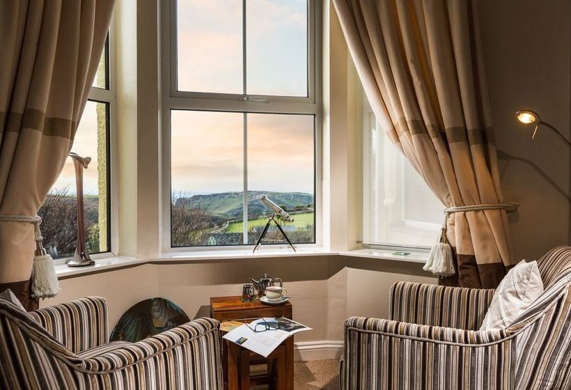 Pension (Hôtel basse catégorie) The Avalon 17