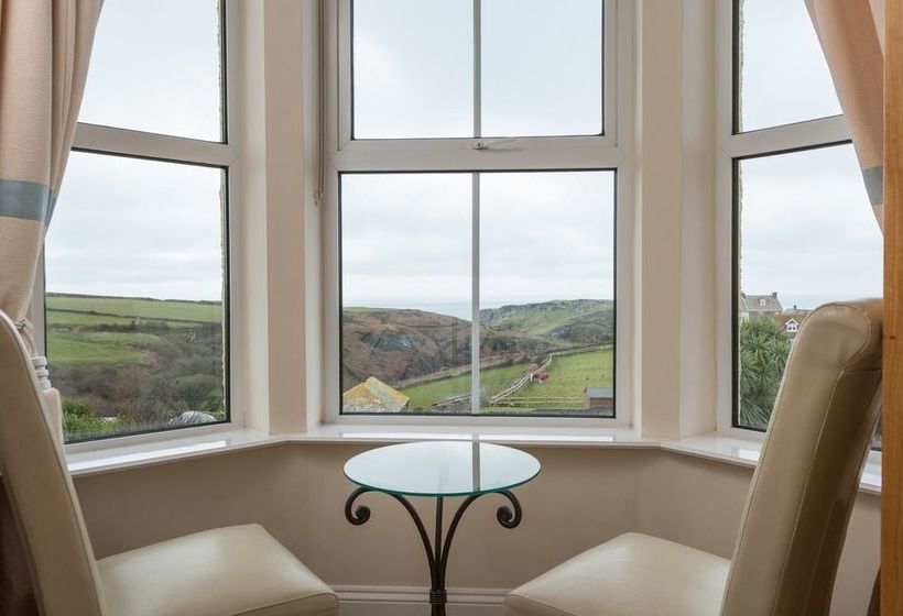 Pension (Hôtel basse catégorie) The Avalon 7