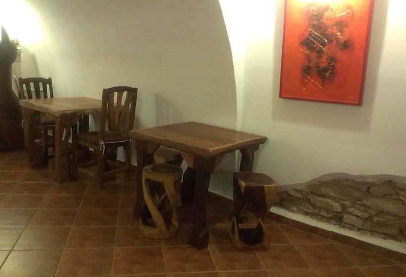 Hôtel House Of Roses 1