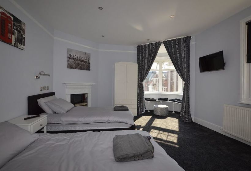 Pensione Addison House 8