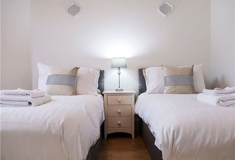 Diamond  Dunbeth View