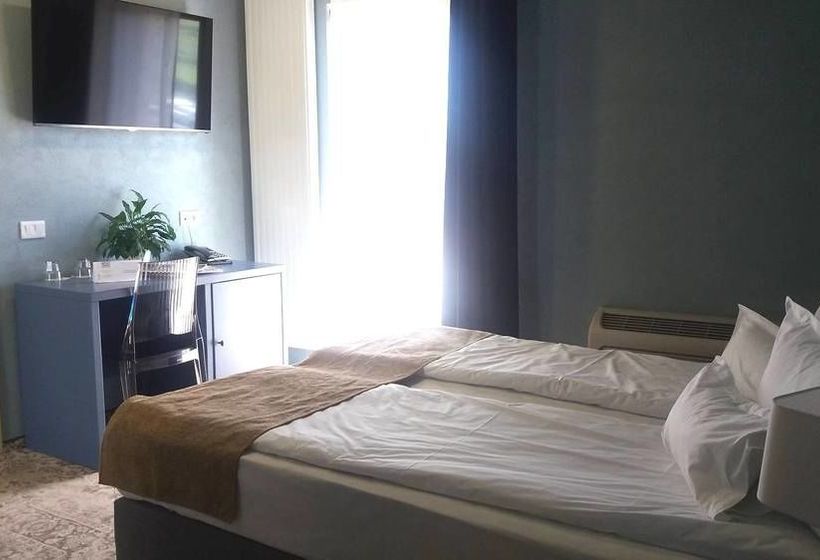 Hotel Sarea N Bucate 3