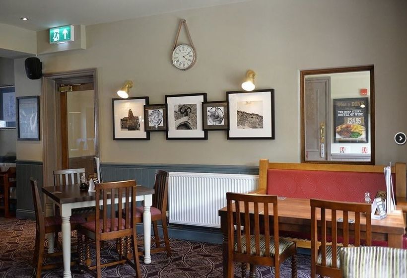 Hostal Crown And Anchor 6