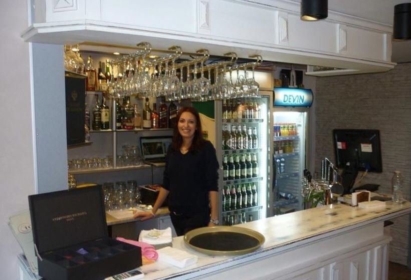 Pension Yalta Guesthouse