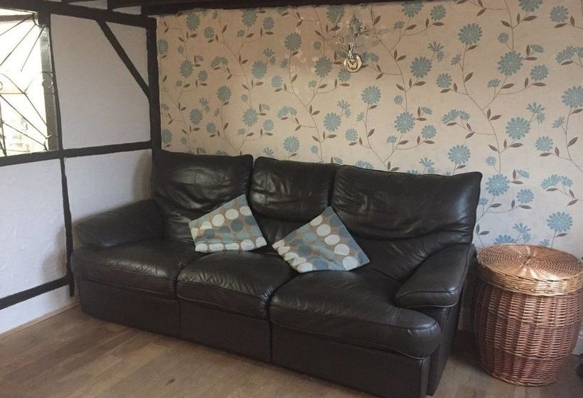 Dollydrops Cottage 10