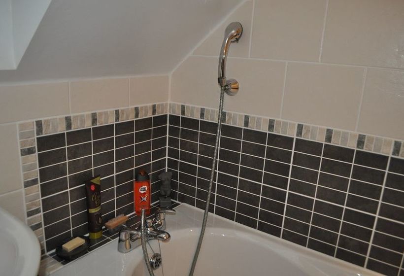 Pension (Hôtel basse catégorie) Meadow Oak 18