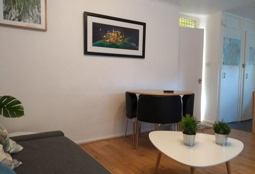 Belfast Downtown Apartment 12