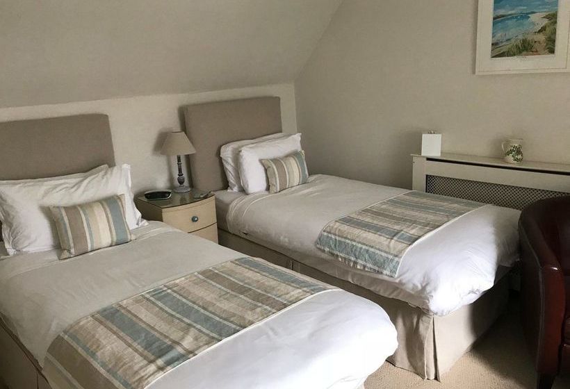 Brookdale Bed & Breakfast 5