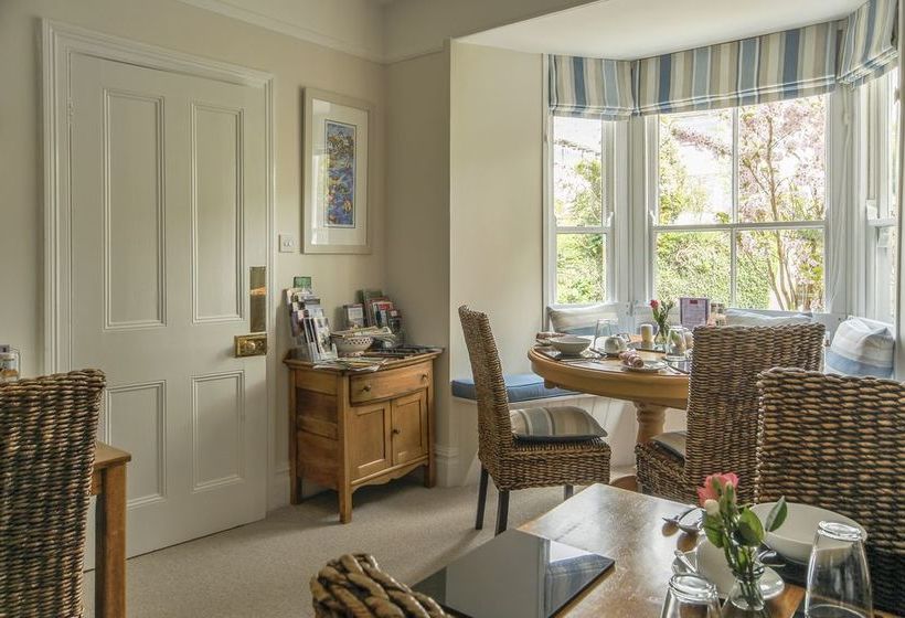 Brookdale Bed & Breakfast 7