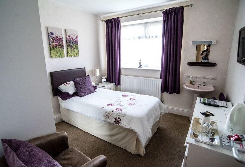 Pensão Holcombe Guest House