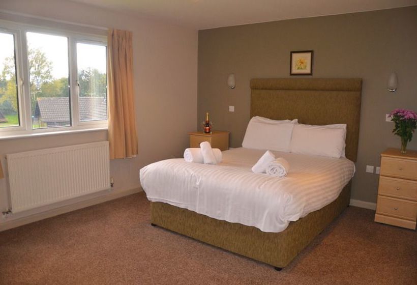 Waterside Cornwall 3