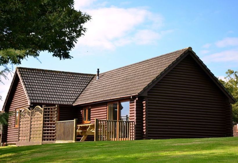 Waterside Cornwall 4