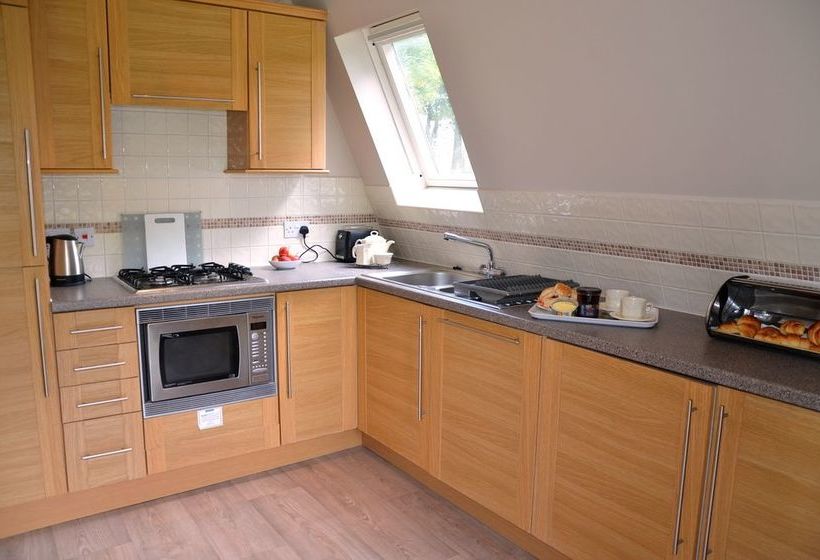 Waterside Cornwall 6