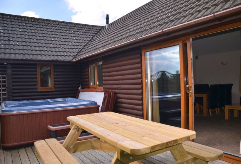 Waterside Cornwall 9