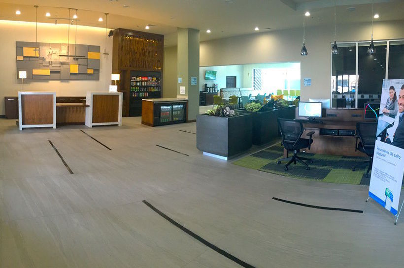 Hotel Holiday Inn Express & Suites Mexicali  | Mexicali | Baja California | México 12