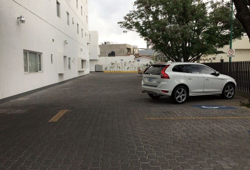 Eco Express Hotel Poliforum  | León | Guanajuato | México 12