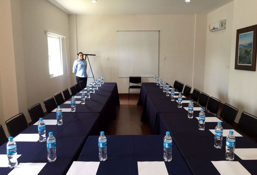 Eco Express Hotel Poliforum  | León | Guanajuato | México 17