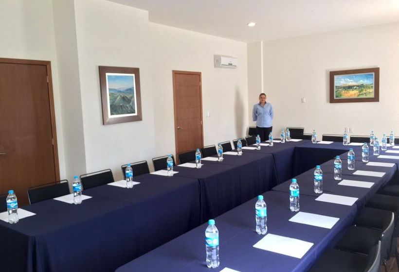 Eco Express Hotel Poliforum  | León | Guanajuato | México 18