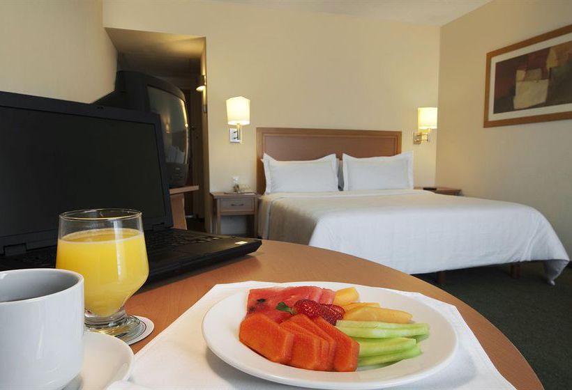 Hotel Fiesta Inn Ecatepec  | Ecatepec de Morelos | Mexico State | México 5