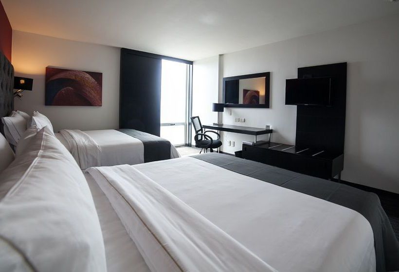 Hotel Holiday Inn Express Toluca Galerias Metepec  | Metepec | Mexico State | México 19