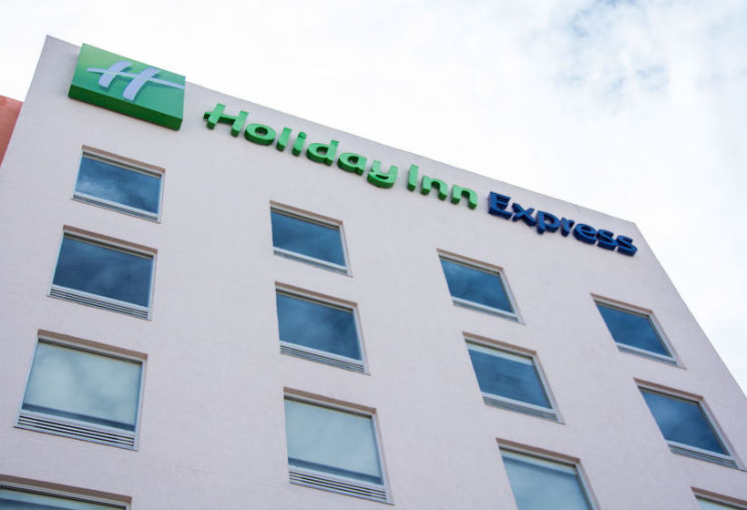 Hotel Holiday Inn Express Guadalajara Aeropuerto  | Guadalajara | Jalisco | México 16