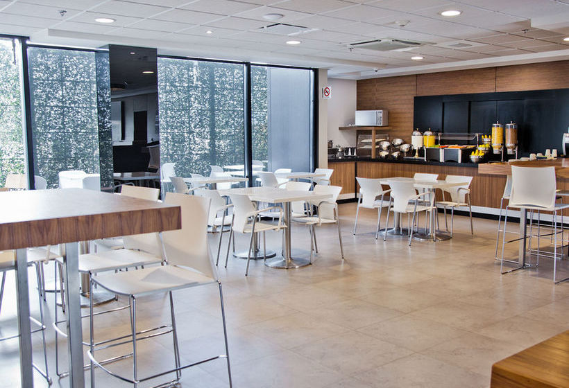 Hotel City Express Plus Satelite  | Naucalpan | Mexico State | México 6