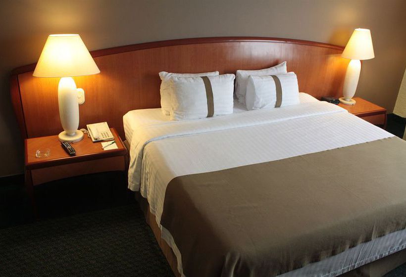 Hotel Misión Toreo Centro De Convenciones Naucalpan