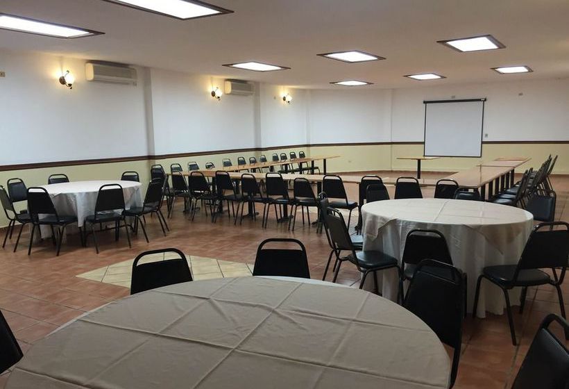 Hotel María Luisa Inn & Suites  | Santiago | Nuevo Leon | México 8