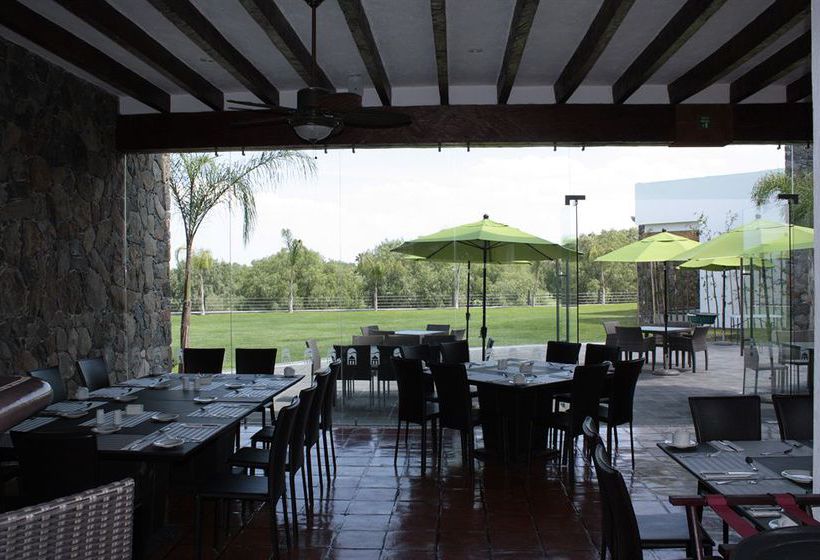 Hotel Villa Mexicana Golf And Equestrian Resort  | El Pueblito | Queretaro | México 3