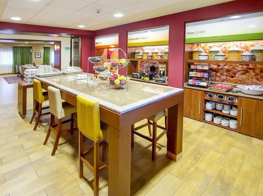 Hotel Hampton Inn By Hilton San Juan Del Rio  | San Juan del Río | Queretaro | México 6