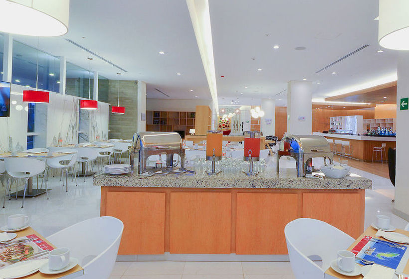 Hotel One Querétaro Centro Sur  | Santiago de Querétaro | Queretaro | México 3