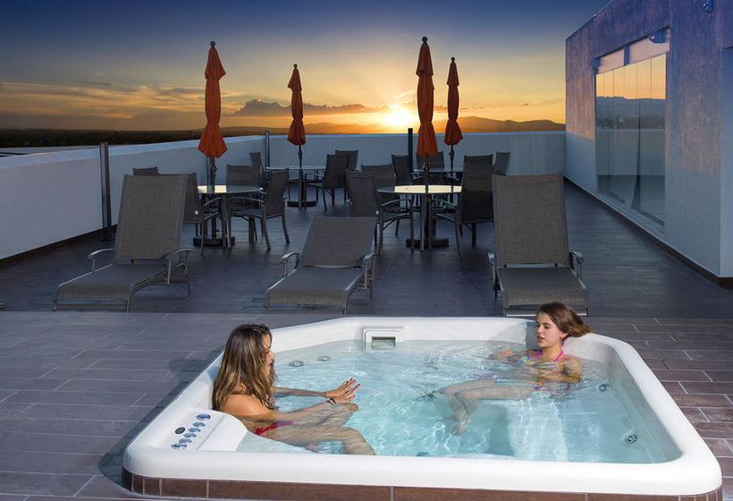 Hotel Holiday Inn Express & Suites Queretaro  | Santiago de Querétaro | Queretaro | México 8