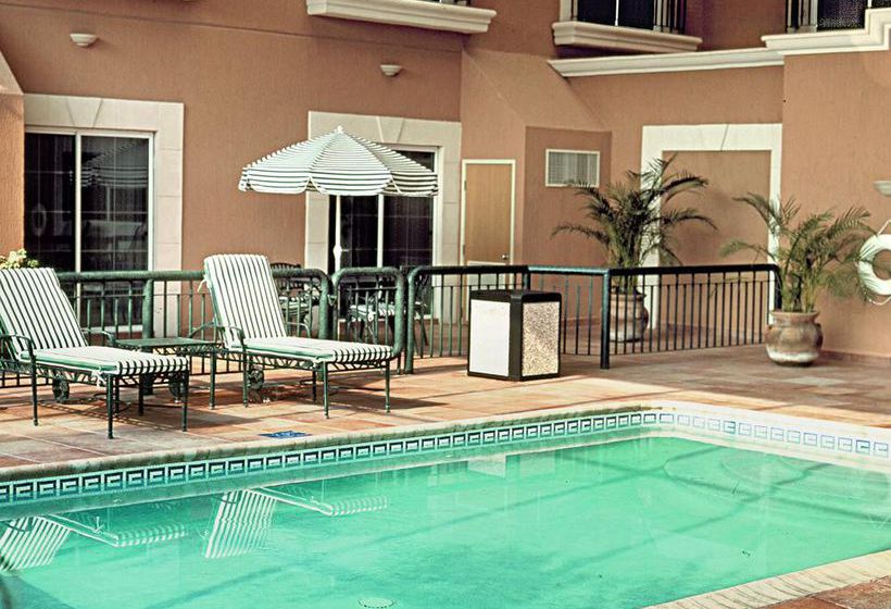 Hotel iStay Ciudad Victoria  | Ciudad Victoria | Tamaulipas | México 2