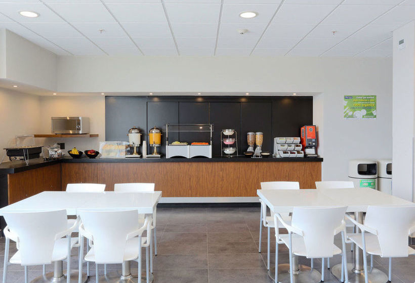 Hotel City Express Matamoros  | Matamoros | Tamaulipas | México 3