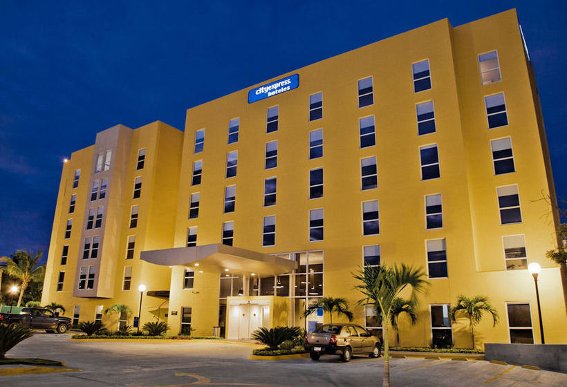 Hotel City Express Tuxpan  | Tuxpan | Veracruz | México 15