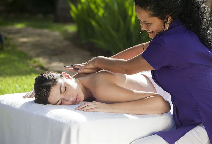 Hotel Es Revellar Art Resort 