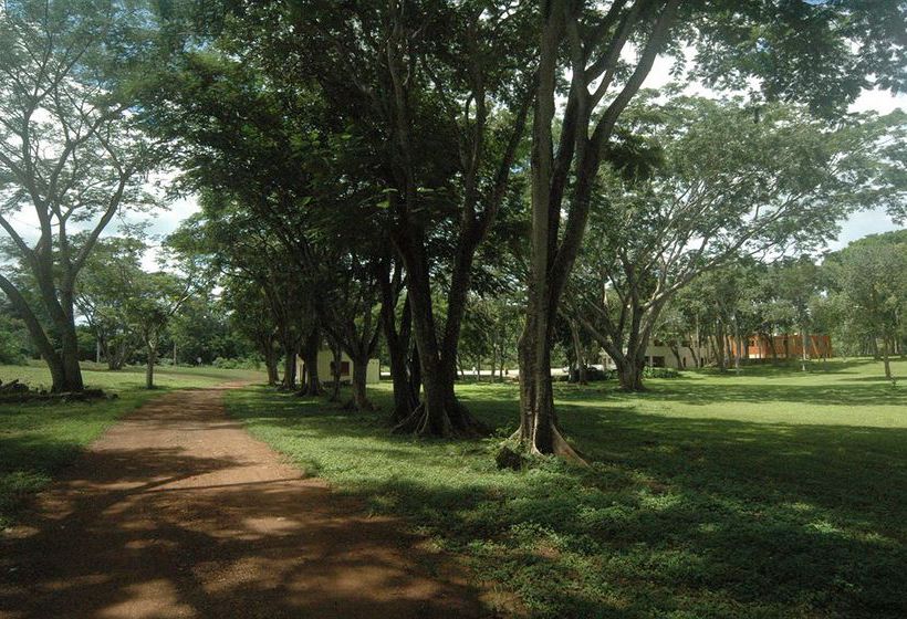 Hotel Lodge At Uxmal