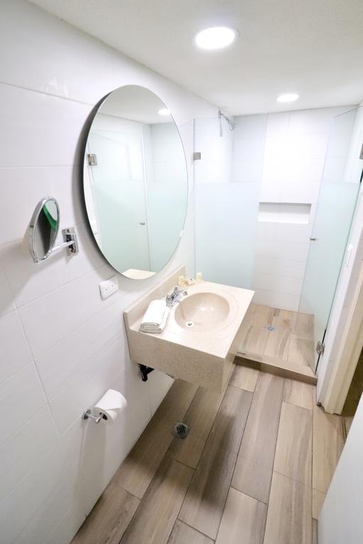 Hotel Patricia Express Ave. Madero  | Monterrey | Nuevo Leon | México 1