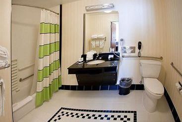 Fairfield Inn & Suites Birmingham Pelham I65  | Pelham | Alabama | United States 18