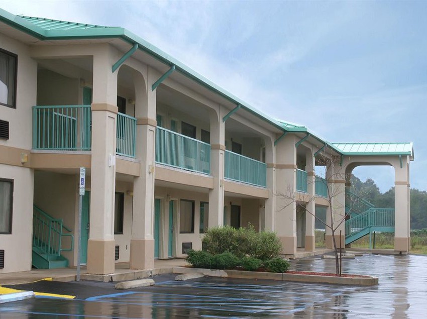 Hotel Econo Lodge  | Prattville | Alabama | United States 1