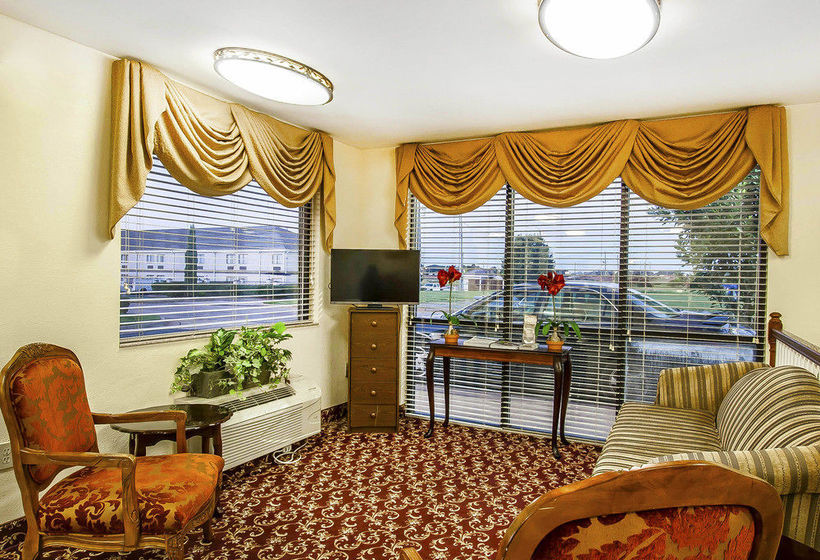 Hotel Econo Lodge  | Prattville | Alabama | United States 15