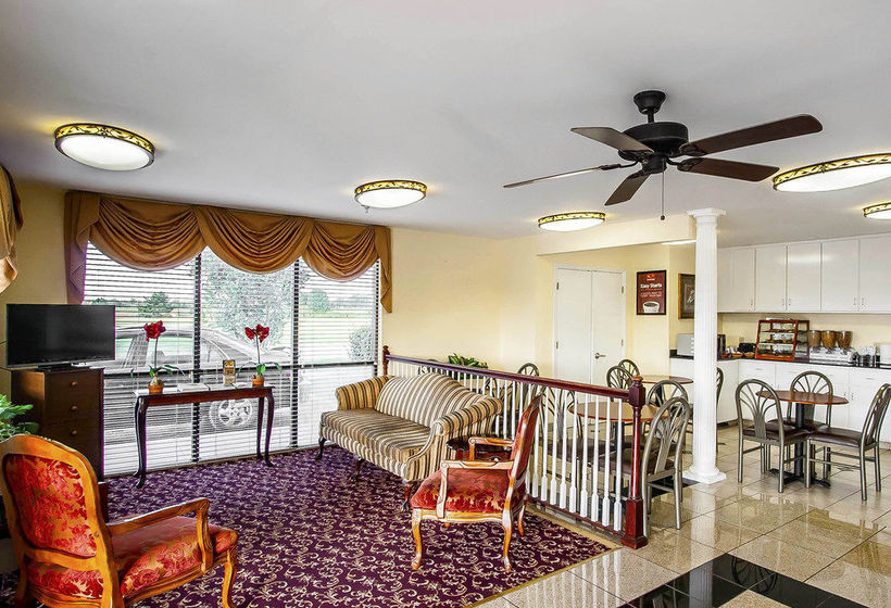 Hotel Econo Lodge  | Prattville | Alabama | United States 16