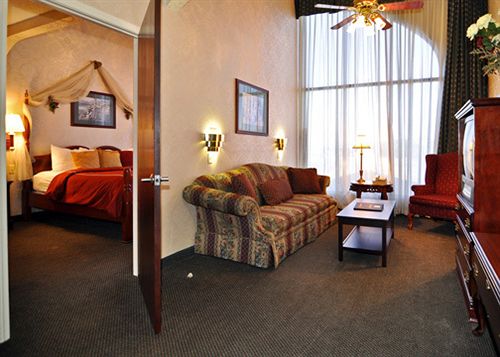 Hotel Comfort Suites Daphne  | Daphne | Alabama | United States 13