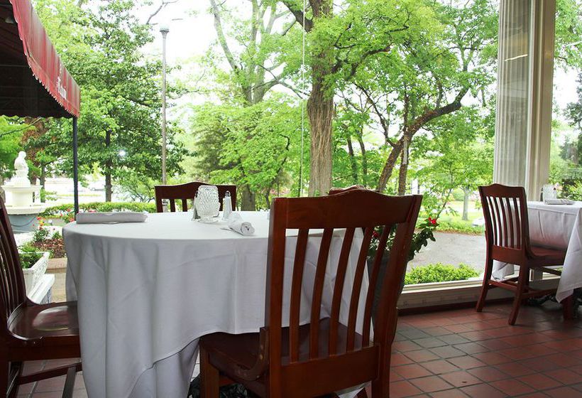 Hotel The Victoria country Inn  | Anniston | Alabama | United States 1