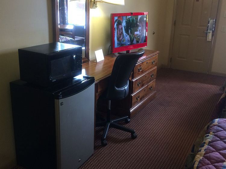 Hotel McClellan Inn  | Anniston | Alabama | United States 5