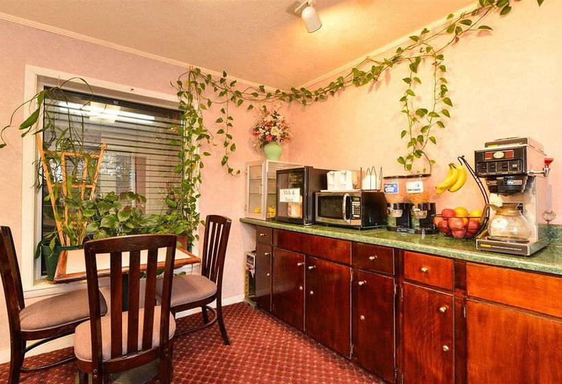 Hotel Americas Best Value Inn Heflin  | Heflin | Alabama | United States 9