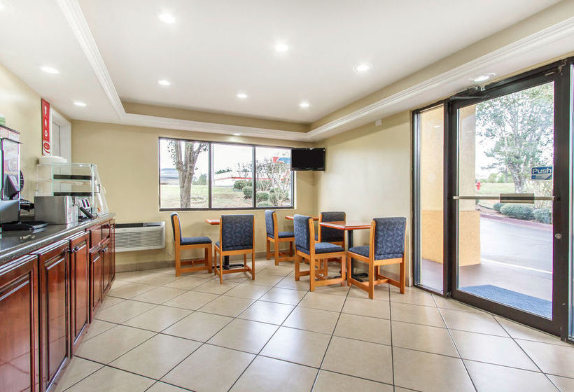 Hotel Evergreen Days Inn  | Evergreen | Alabama | United States 4