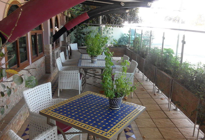 Pensión Pasta Plaza