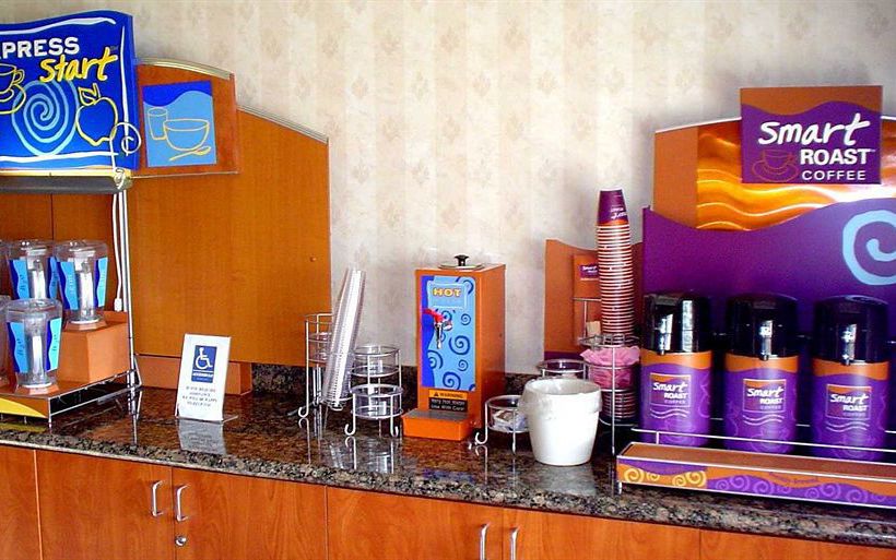 Hotel Holiday Inn Express Bakersfield  | Bakersfield | California | United States 12