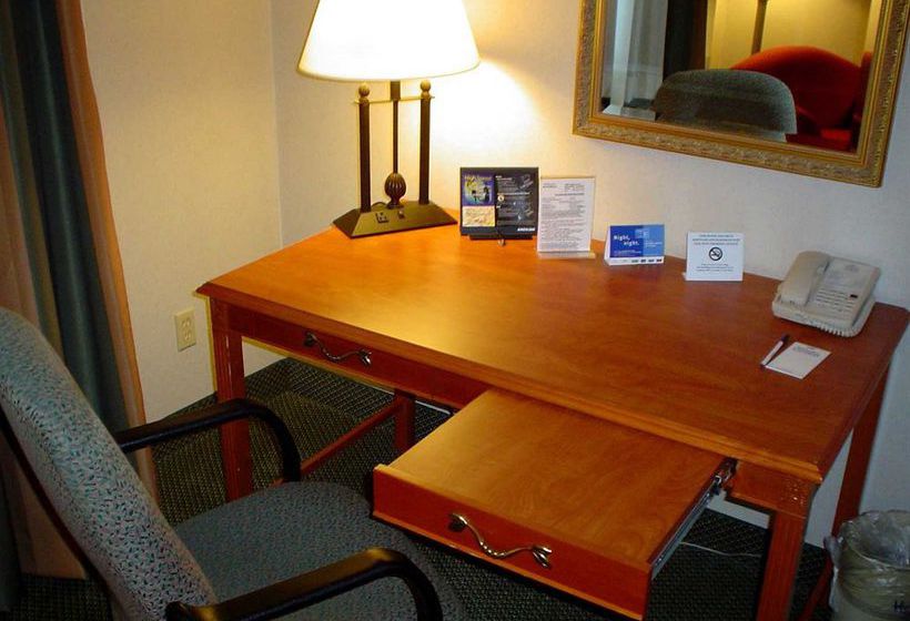 Hotel Holiday Inn Express Bakersfield  | Bakersfield | California | United States 17